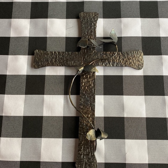 NEW HANDCRAFTED METAL CROSS - Picture 2 of 2
